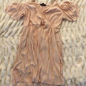 pink flowy dress